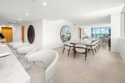 Купить кондоминиум в Бей-Харбор-Айлендс, Флорида 4 спальни, 327.29м2, № 1940590 - фото 7