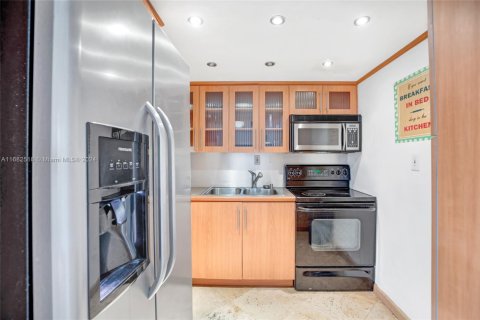 Condominio en venta en Miami Beach, Florida, 52.95 m2 № 1937876 - foto 3