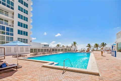 Copropriété à vendre à Miami Beach, Floride: 52.95 m2 № 1937876 - photo 22