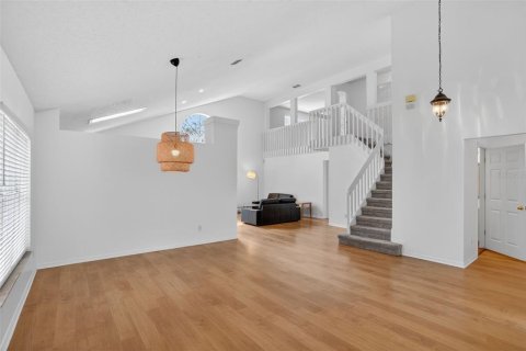 Villa ou maison à vendre à Orlando, Floride: 3 chambres, 196.4 m2 № 2097136 - photo 4