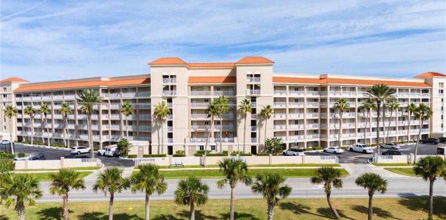 Condo in New Smyrna Beach, Florida, 2 bedrooms № 2214556