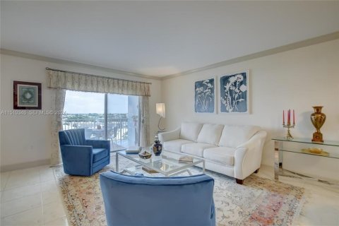 Condominio en venta en Hollywood, Florida, 2 dormitorios, 108.14 m2 № 2181955 - foto 11