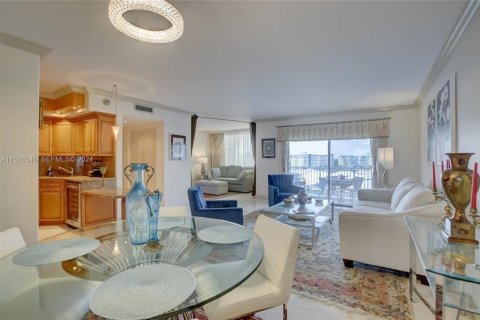 Condominio en venta en Hollywood, Florida, 2 dormitorios, 108.14 m2 № 2181955 - foto 6