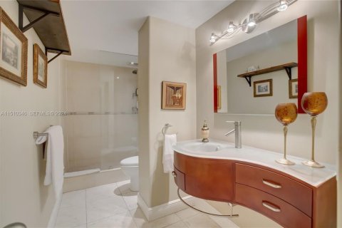 Condominio en venta en Hollywood, Florida, 2 dormitorios, 108.14 m2 № 2181955 - foto 21