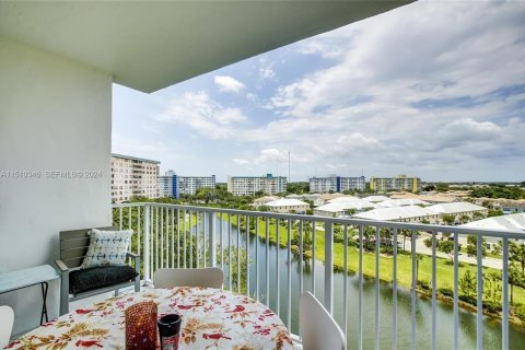 Condominio en venta en Hollywood, Florida, 2 dormitorios, 108.14 m2 № 2181955 - foto 28