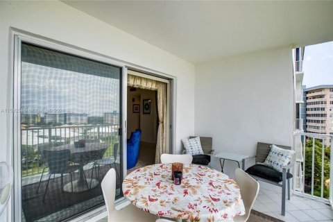 Condominio en venta en Hollywood, Florida, 2 dormitorios, 108.14 m2 № 2181955 - foto 29