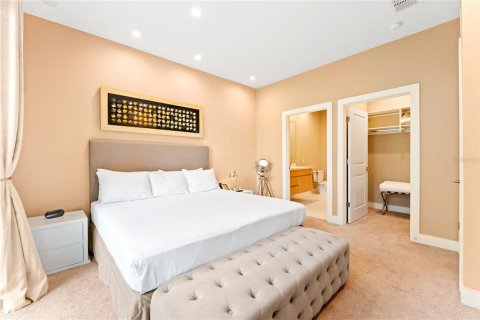 Adosado en venta en Kissimmee, Florida, 4 dormitorios, 218.88 m2 № 2356179 - foto 23