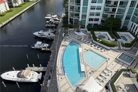 Condominio en venta en Aventura, Florida, 3 dormitorios, 168.9 m2 № 1860503 - foto 9