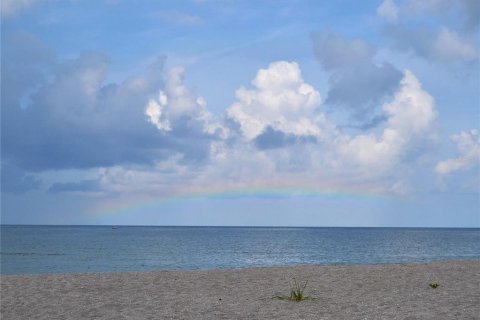 Condo in Venice, Florida, 2 bedrooms  № 1858365 - photo 23