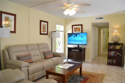 Condo in Venice, Florida, 2 bedrooms  № 1858365 - photo 2