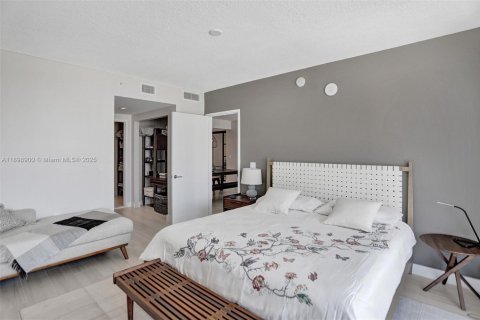 Copropriété à vendre à Sunny Isles Beach, Floride: 2 chambres, 141.58 m2 № 1951546 - photo 12