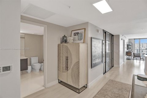 Copropriété à vendre à Sunny Isles Beach, Floride: 2 chambres, 141.58 m2 № 1951546 - photo 30