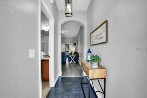 Townhouse in Davenport, Florida 4 bedrooms, 137.03 sq.m. № 1765593 - photo 6