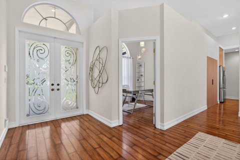 Villa ou maison à louer à Parkland, Floride: 4 chambres, 232.63 m2 № 2147179 - photo 4