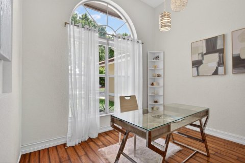 Villa ou maison à louer à Parkland, Floride: 4 chambres, 232.63 m2 № 2147179 - photo 6