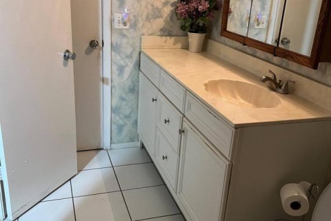 Condominio en alquiler en Oakland Park, Florida, 1 dormitorio, 69.68 m2 № 2282448 - foto 11