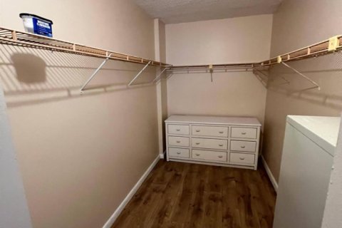 Condominio en alquiler en Oakland Park, Florida, 1 dormitorio, 69.68 m2 № 2282448 - foto 4