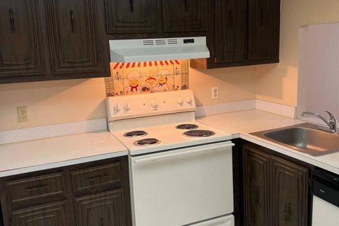 Condominio en alquiler en Oakland Park, Florida, 1 dormitorio, 69.68 m2 № 2282448 - foto 7
