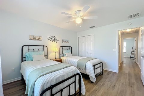 House in The Villages, Florida 3 bedrooms, 129.32 sq.m. № 1903192 - photo 28