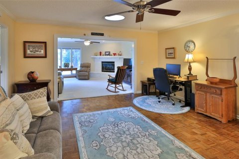 House in New Smyrna Beach, Florida 3 bedrooms, 147.99 sq.m. № 2202362 - photo 27