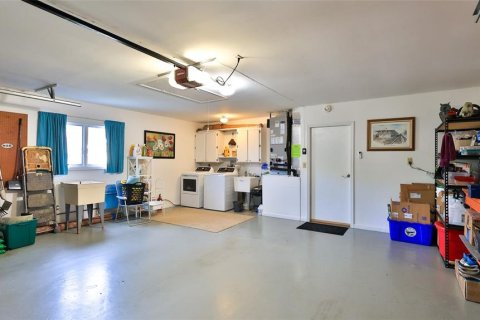 House in New Smyrna Beach, Florida 3 bedrooms, 147.99 sq.m. № 2202362 - photo 23