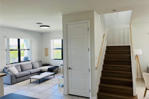 Villa ou maison à vendre à Miami, Floride: 3 chambres, 182.55 m2 № 2037562 - photo 10