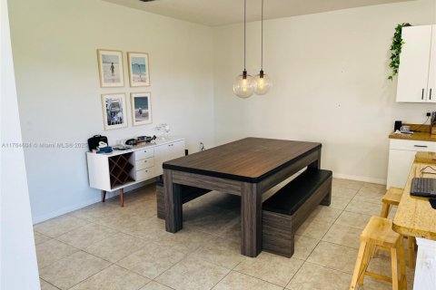 Villa ou maison à vendre à Miami, Floride: 3 chambres, 182.55 m2 № 2037562 - photo 13