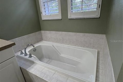 Touwnhouse à louer à Tampa, Floride: 3 chambres, 218.13 m2 № 2107165 - photo 14