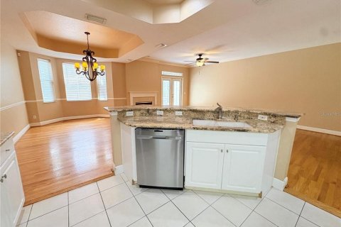 Touwnhouse à louer à Tampa, Floride: 3 chambres, 218.13 m2 № 2107165 - photo 6