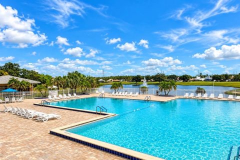 House in Orlando, Florida 3 bedrooms, 147.81 sq.m. № 2354553 - photo 28