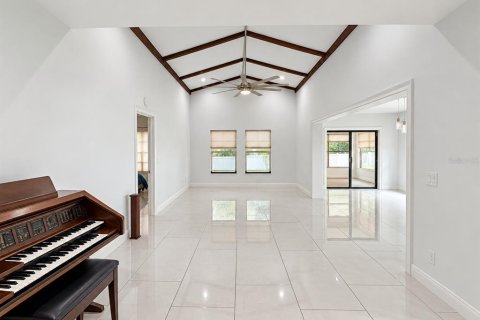 House in Orlando, Florida 3 bedrooms, 147.81 sq.m. № 2354553 - photo 6