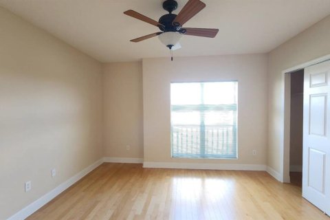 Condominio en alquiler en Orlando, Florida, 3 dormitorios, 193.7 m2 № 1898641 - foto 16
