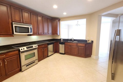 Condominio en alquiler en Orlando, Florida, 3 dormitorios, 193.7 m2 № 1898641 - foto 3