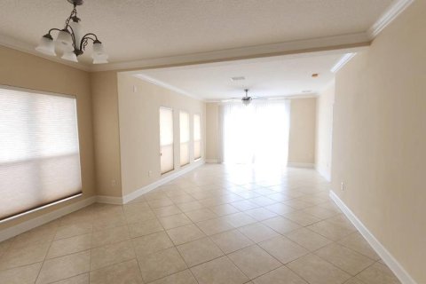 Condominio en alquiler en Orlando, Florida, 3 dormitorios, 193.7 m2 № 1898641 - foto 20