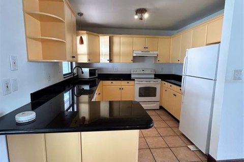House in Sarasota, Florida 3 bedrooms, 107.49 sq.m. № 2275494 - photo 9