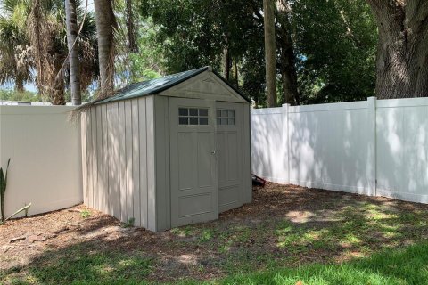 House in Sarasota, Florida 3 bedrooms, 107.49 sq.m. № 2275494 - photo 30