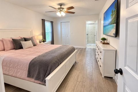 House in Saint Lucie, Florida 4 bedrooms, 193.05 sq.m. № 2366710 - photo 15