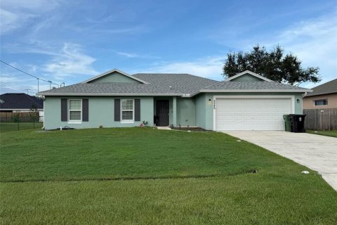 House in Saint Lucie, Florida 4 bedrooms, 193.05 sq.m. № 2366710 - photo 2