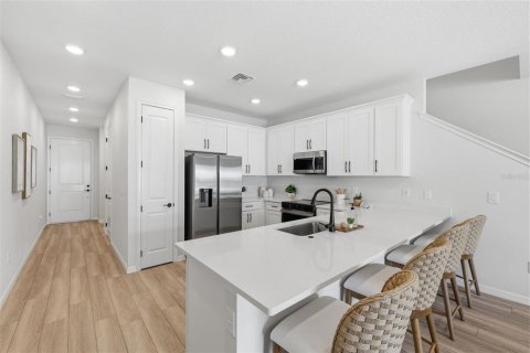 Touwnhouse à vendre à Riverview, Floride: 3 chambres, 154.87 m2 № 2149817 - photo 5