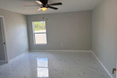 House in Frostproof, Florida 3 bedrooms, 155.24 sq.m. № 1787826 - photo 7