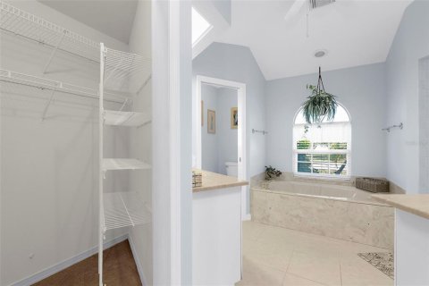 House in Port Charlotte, Florida 3 bedrooms, 196.67 sq.m. № 1634526 - photo 19