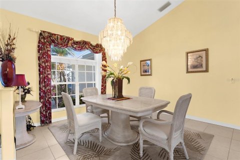 House in Port Charlotte, Florida 3 bedrooms, 196.67 sq.m. № 1634526 - photo 12