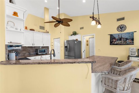 House in Port Charlotte, Florida 3 bedrooms, 196.67 sq.m. № 1634526 - photo 27