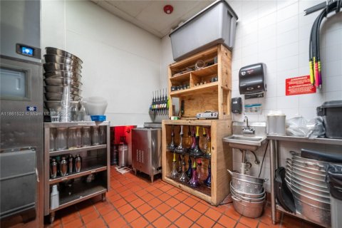 Commercial property in Kendall, Florida № 1961748 - photo 20