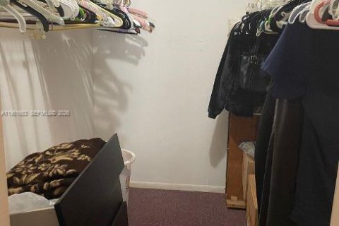 Condominio en venta en Hollywood, Florida, 2 dormitorios, 89.93 m2 № 2009041 - foto 8