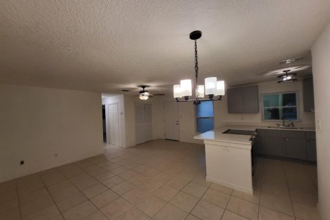 Villa ou maison à vendre à Winter Springs, Floride: 3 chambres, 124.12 m2 № 1918803 - photo 5