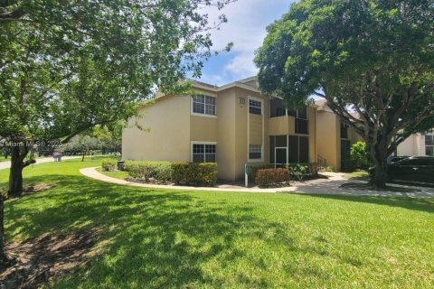 Copropriété à vendre à Deerfield Beach, Floride: 2 chambres, 74.97 m2 № 1933783 - photo 16