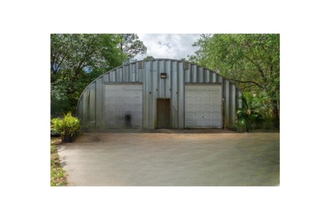 Villa ou maison à vendre à Loxahatchee Groves, Floride: 4 chambres, 218.04 m2 № 2261737 - photo 2