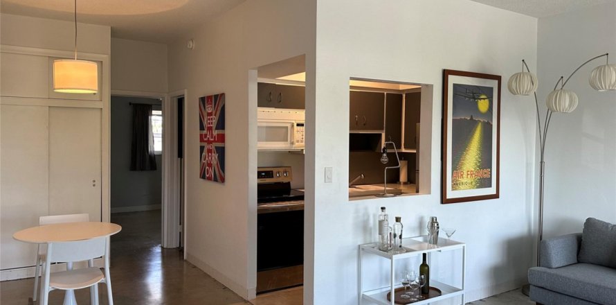 Condo in Wilton Manors, Florida, 1 bedroom № 1208836