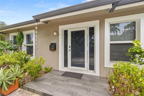 Casa en venta en North Miami, Florida, 3 dormitorios, 167.22 m2 № 1922128 - foto 21